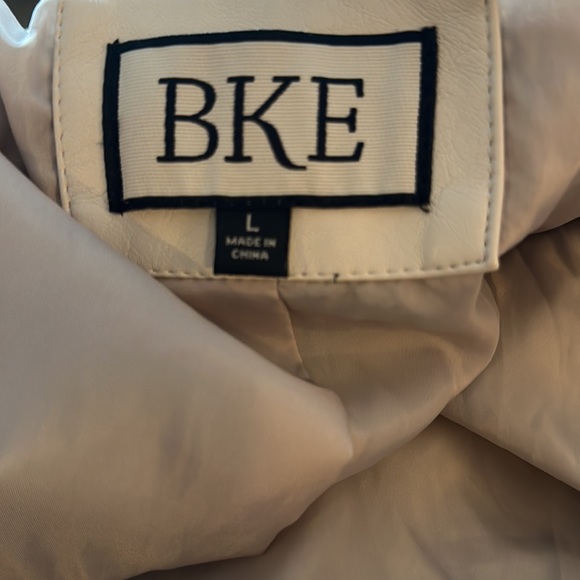 Leather Jacket - Picture 8 of 8